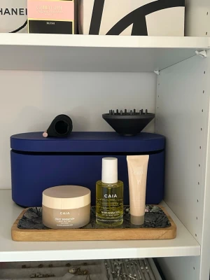 Caia silky sensation trio - Öppnade men ej använda, doftar jätte gott men kan inte använda så min familj är känslig mot vissa dofter💕gör att köpa separat 