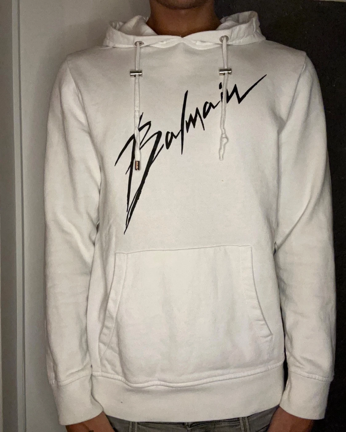 Vit Balmain hoodie med logga