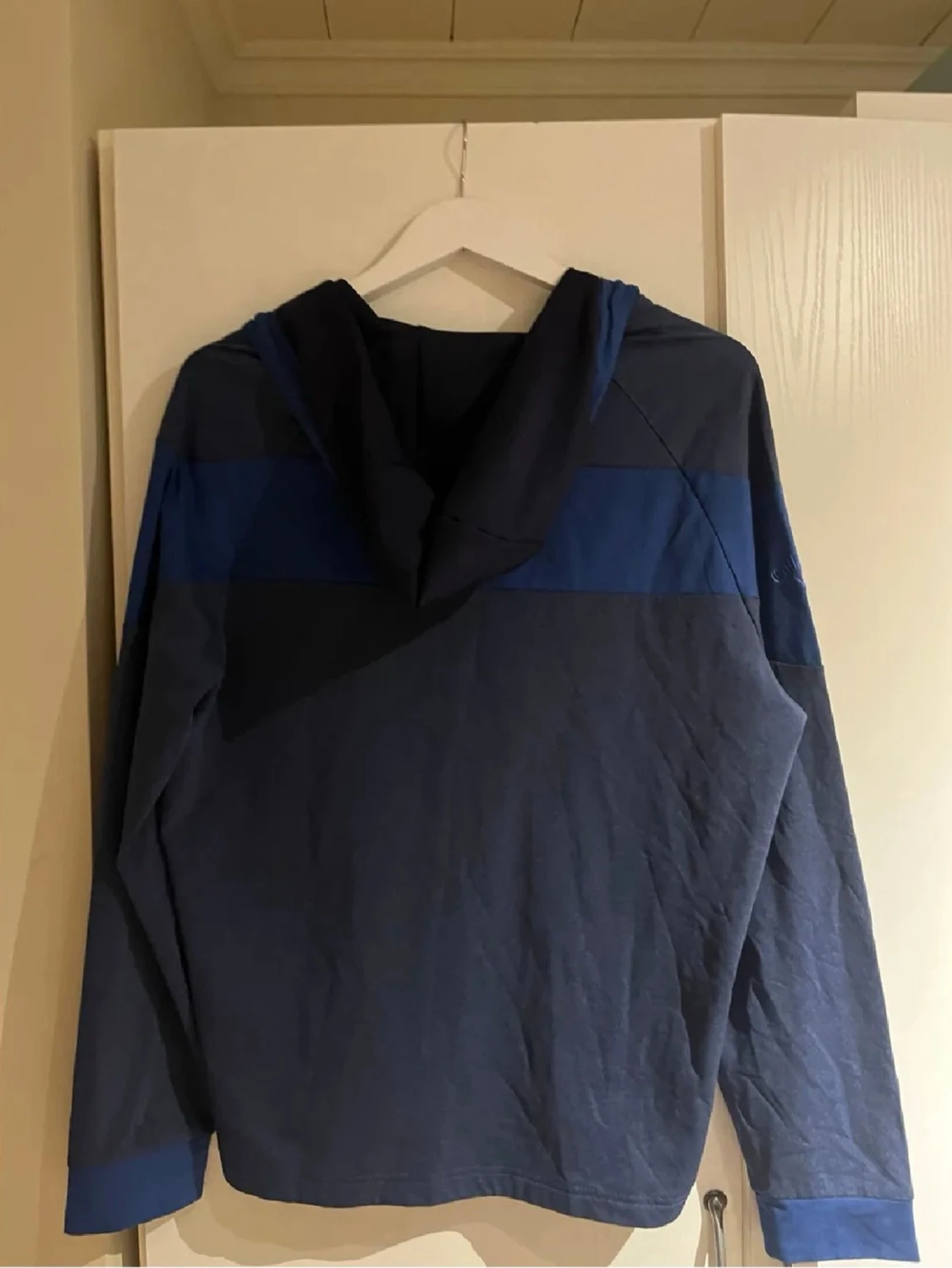 Blå hoodie från Callaway - 1