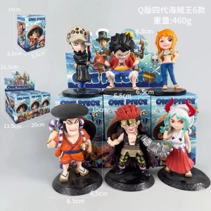 One Piece Q-version samlarfigurer - Säljer ett set med sex Q-version samlarfigurer från One Piece. Figurerna är färgglada och detaljerade, ca 6,5 cm höga, och står på svarta baser. Perfekt för dig som älskar anime och vill ha coola karaktärer som dekoration eller till samlingen.