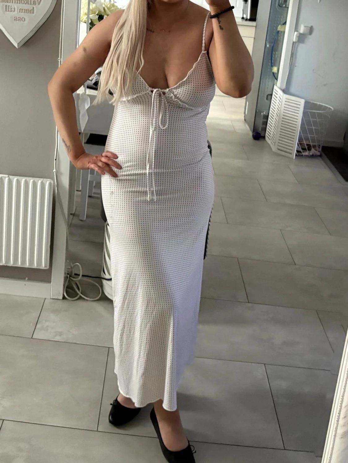 Prickig klänning  - 2