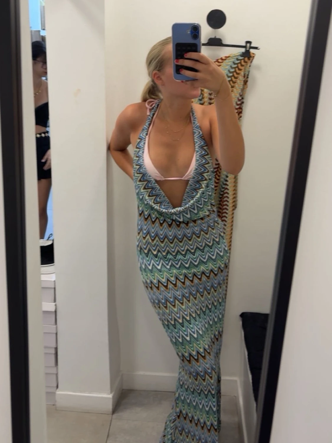 Missoni långklänning med djup urringning - 1