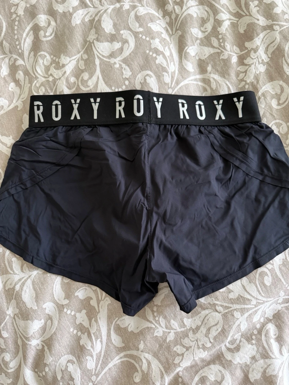  Roxy mini shorts - 1