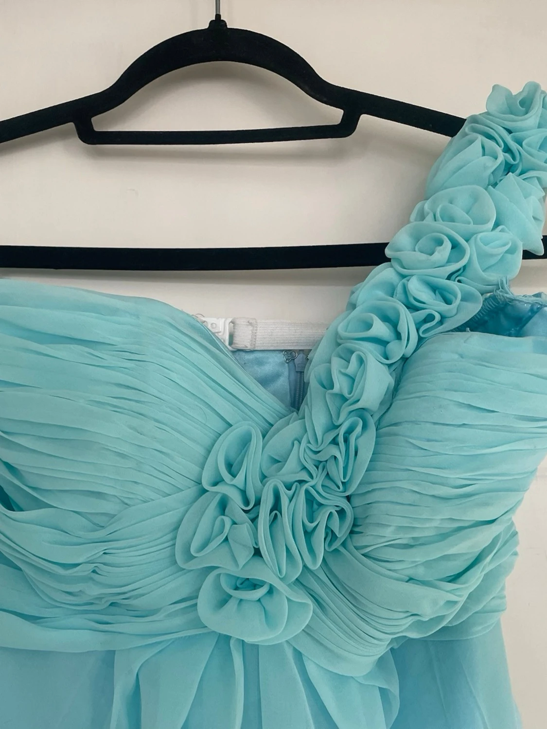 Ljusblå balklänning med oneshoulder - 5