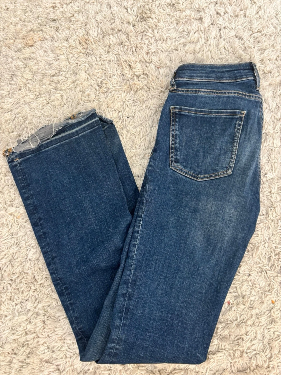 Blå bootcut jeans från Zara