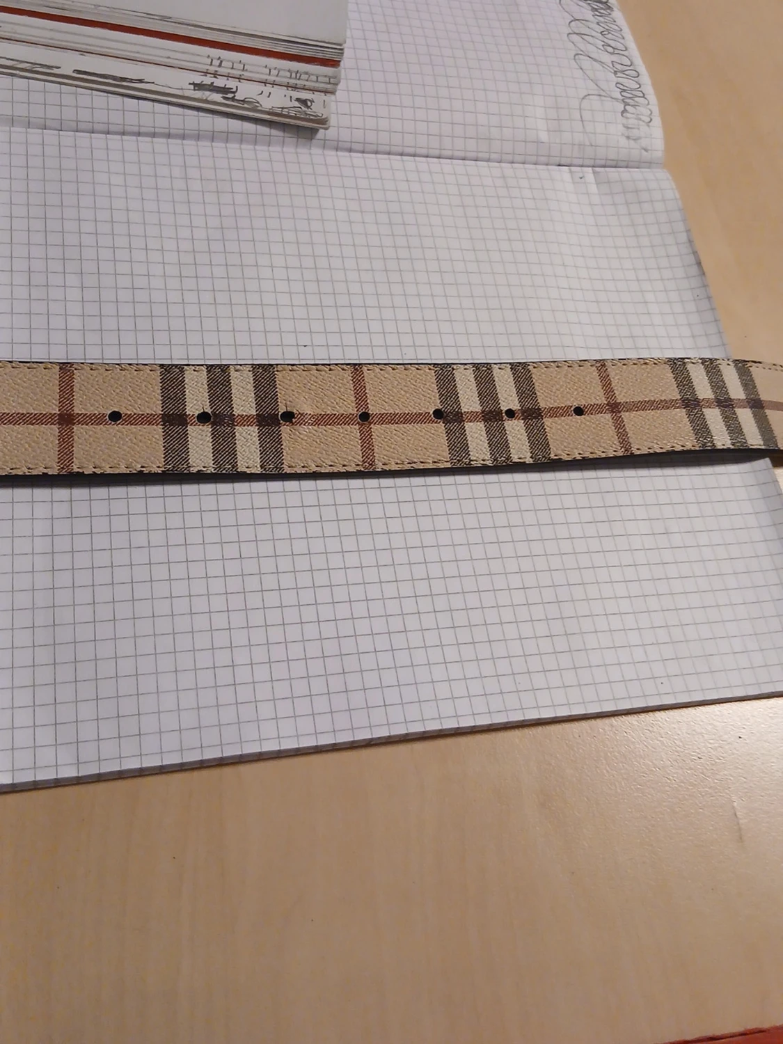 Burberry bälte med rutigt mönster - 4