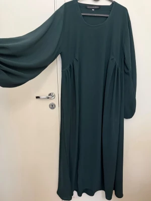 Abaya - Luude collection, storlek 52 