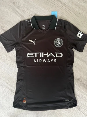 Manchester city - Helt ny med tags, finns i flera storlekar