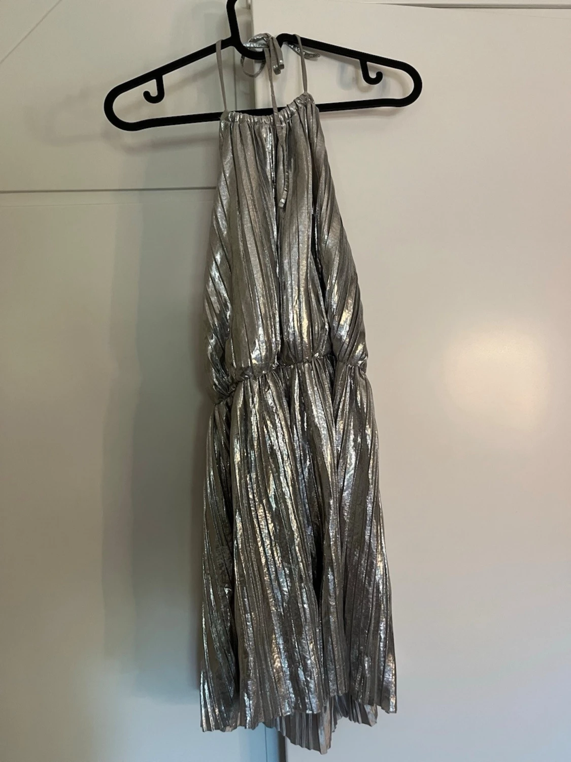 Silvrig klänning