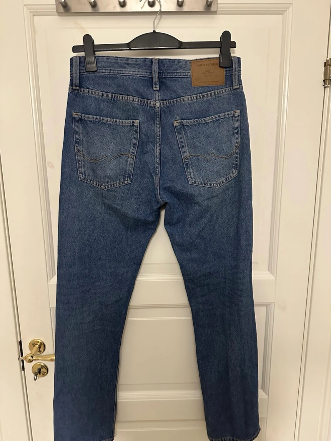 Blå raka jeans från Jack&Jones - 2