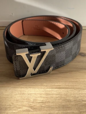 Bälte med mönster  - Snyggt bälte