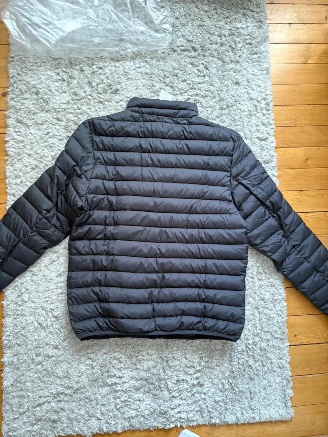 FC Bayern München svart dunjacka, storlek M - 2