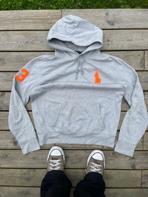 Ralph Lauren hoodie - Riktigt fet raffe Hoodie storlek L. Vintage