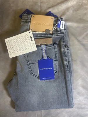 Jacob Cohen jeans  | w29 - Brand new med alla tags kvar | Storlek W29 | ÄKTA | Modell Nick