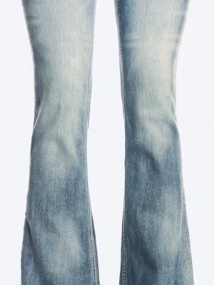 Cheap Monday jeans - Jeans från cheap Monday, helt nya med prislapp! Storlek 29/32. Säljer så de var något för korta