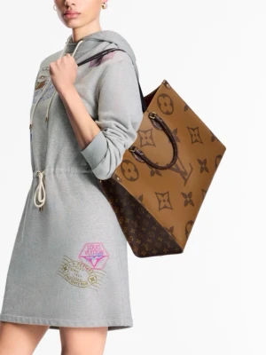 Stor brun väska - Använd 1 gång skriv vid intresse eller frågor!💓