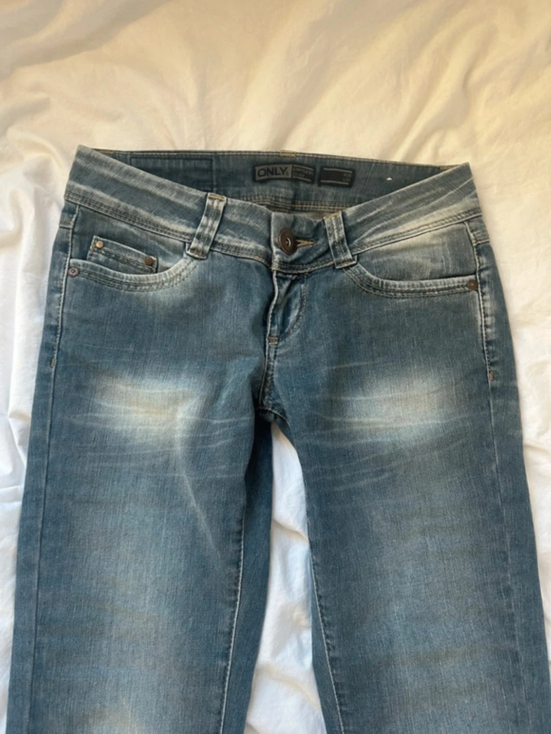Blå bootcut jeans från ONLY - 1