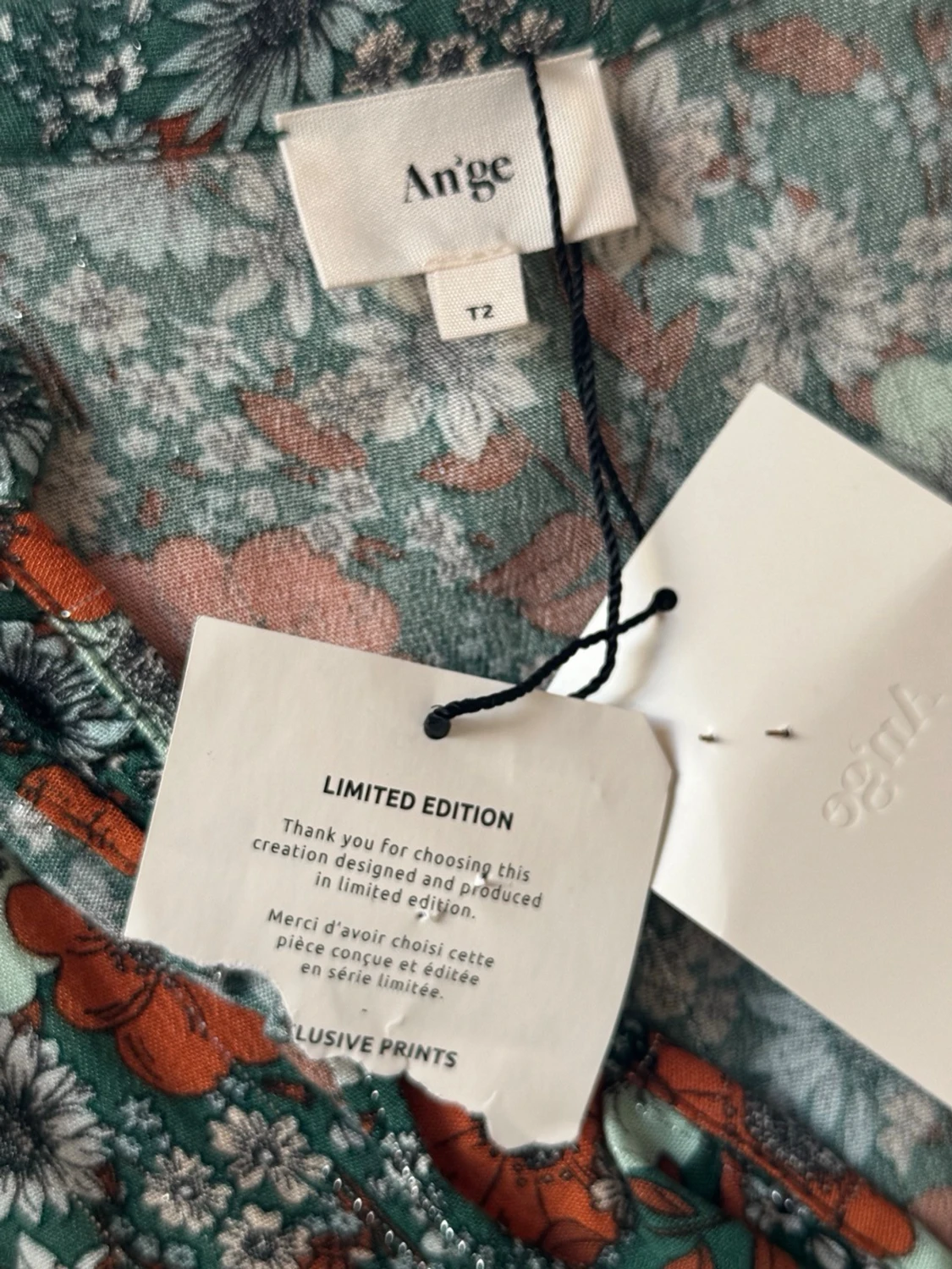 Blommig grön kortklänning - 4