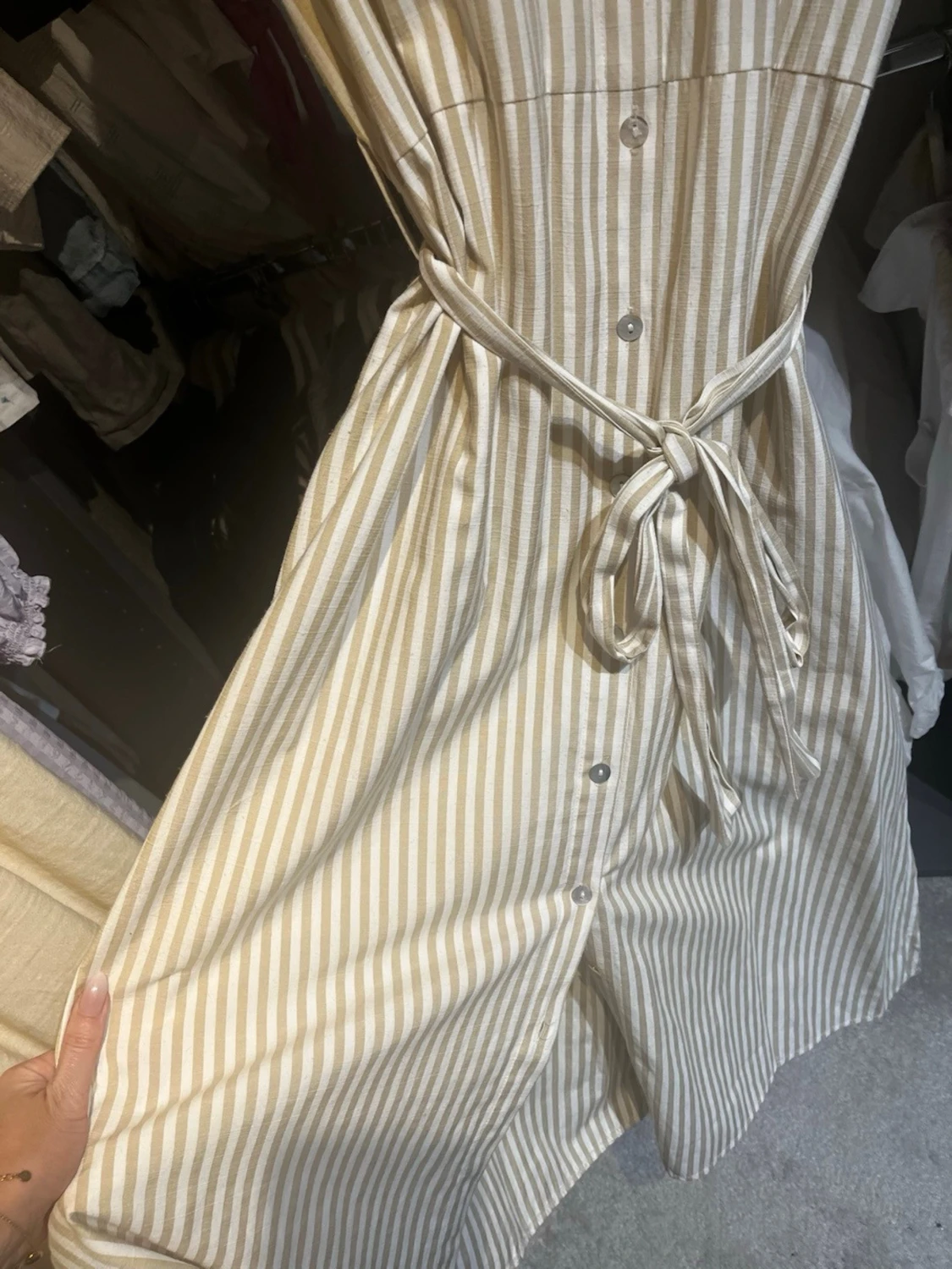 Randig skjortklänning med knytband - 3