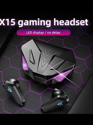 X15 Gaming Headset in ear-buds hörlurar (inte Appel) - Trådlösa svarta in ear-buds  gaminghörlurar. Med futuristisk design och LED-belysning. Hörlurarna har en laddningsetui med skarpa linjer och ljuseffekter. Perfekta för gaming med låg fördröjning och tydlig mikrofon.          Sprillans nya. Kommer i orginalförpackning.