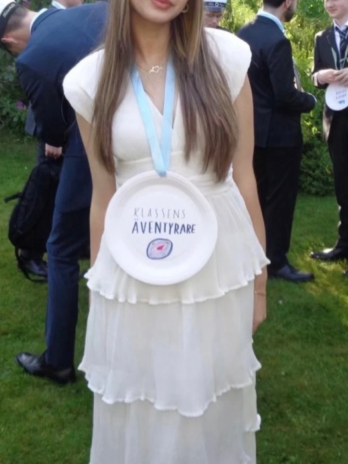 Vit långklänning med volanger  - 3