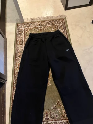 6pm Joggers - Aldrig använt bara testat 