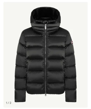 Svart Colmar jacka  - Säljer min nya Colmar jacka perfekt för vinter och vår passar på mig perfekt som är storlek s❤️❤️ Pris kan diskuteras 