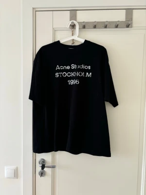 Acne studios tshirt - Sjukt snygg t-shirt från Acne Studios🩷 