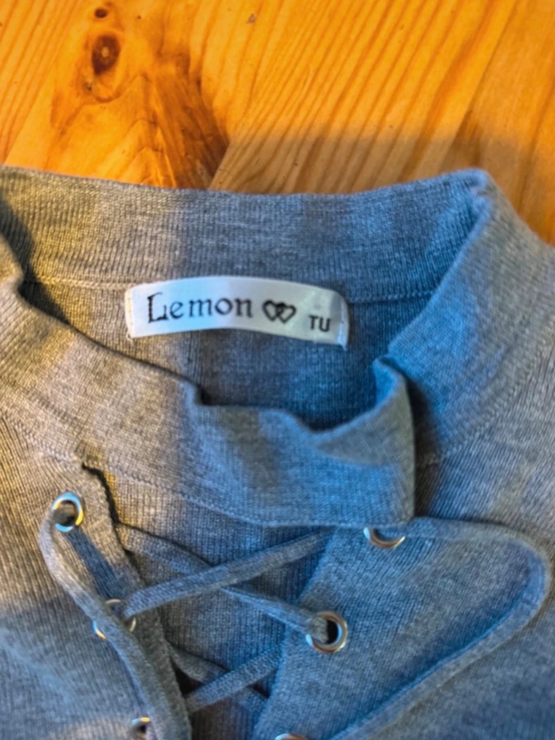 Topp med snörning - 2