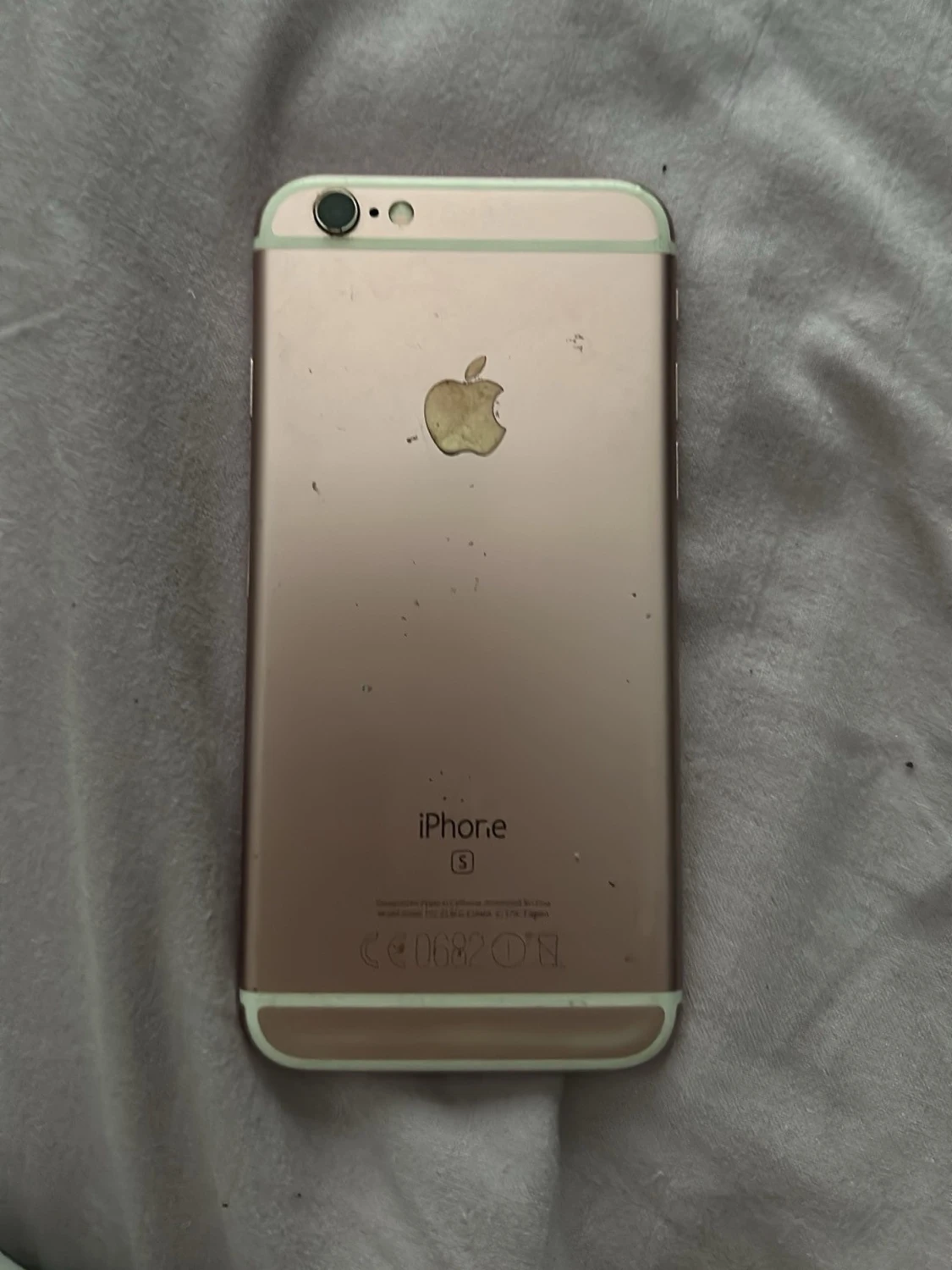 iPhone 6s i roséguld - 1