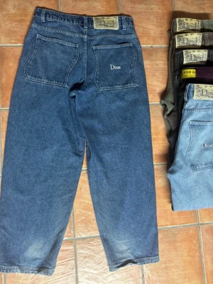 DIME JEANS - Dime jeans used, good cond except for the part close to the feet. New price 1399kr Any questions are welcome small (W30)