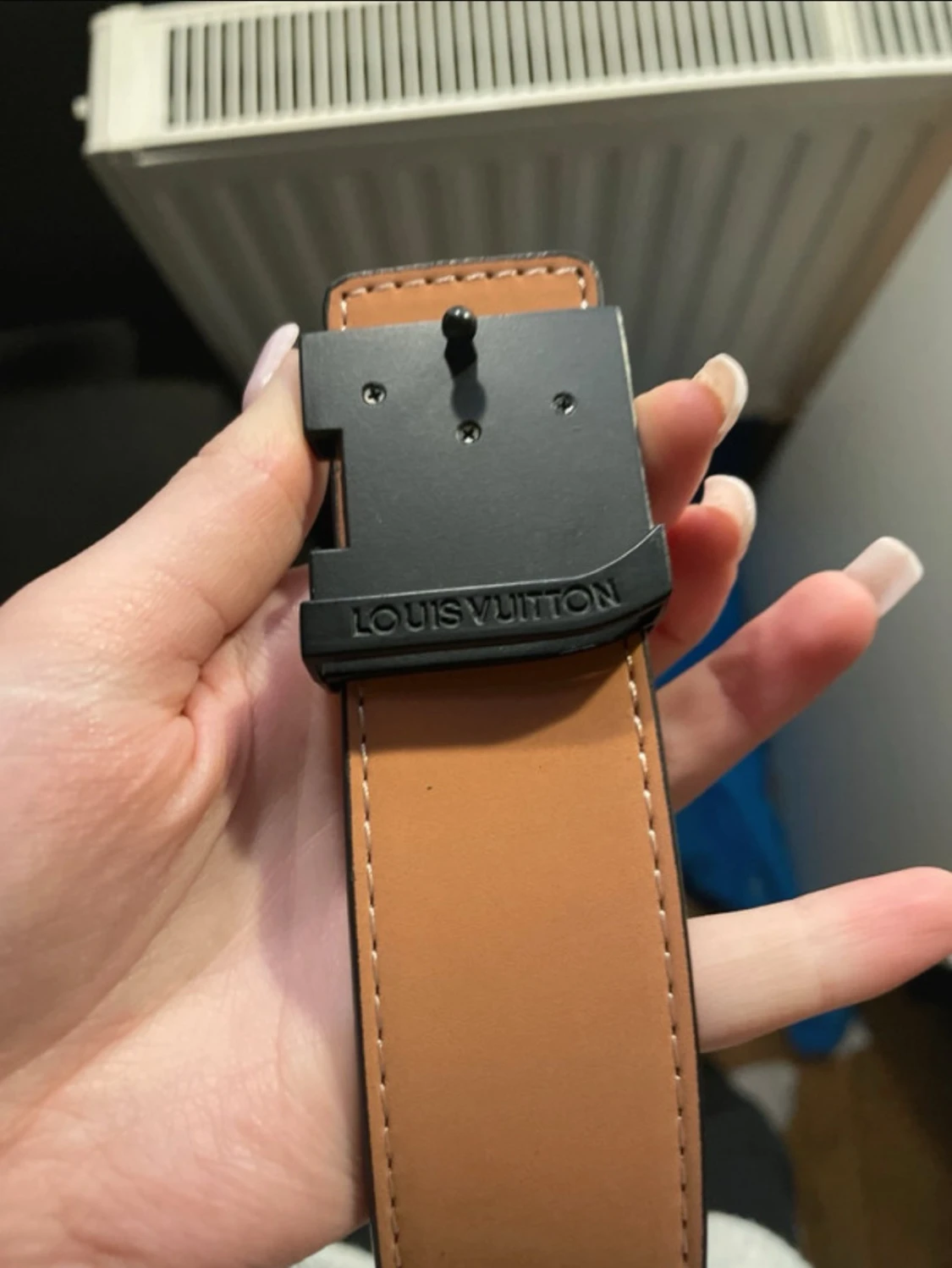 Svart Louis Vuitton bälte med LV-spänne - 5