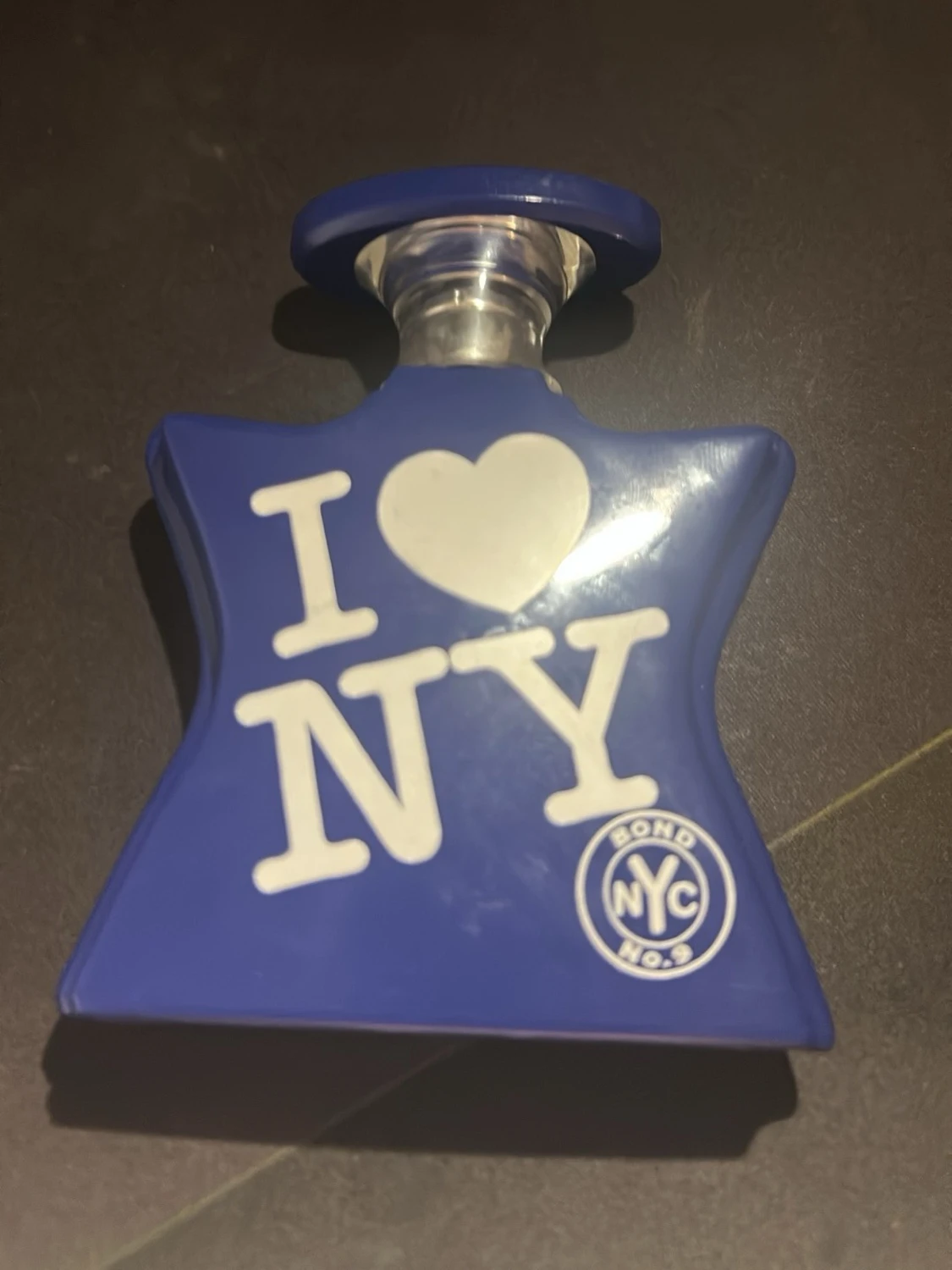 I Love NY parfym Bond No. 9 ungefär 19ml kvar - 2