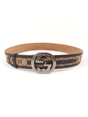 GUCCI GG Canvas Belt (W29-33) - Serial Number: 114876 F40IR  Information about the product: Comes with a Dustbag  Condition: Minimal wear to the buckle. Leather part is in very good condition.  Length: 94 cm / 37 Inches