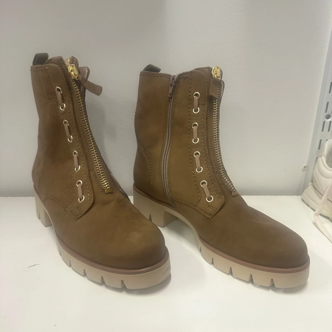 Bruna boots från gabor med grov sula och dragkedja 38 - 1