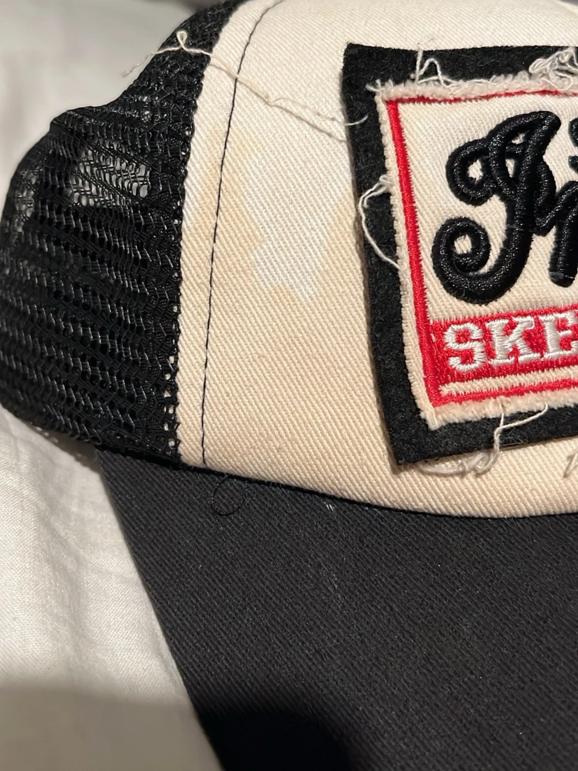 The indian skeleton dink keps. - 6