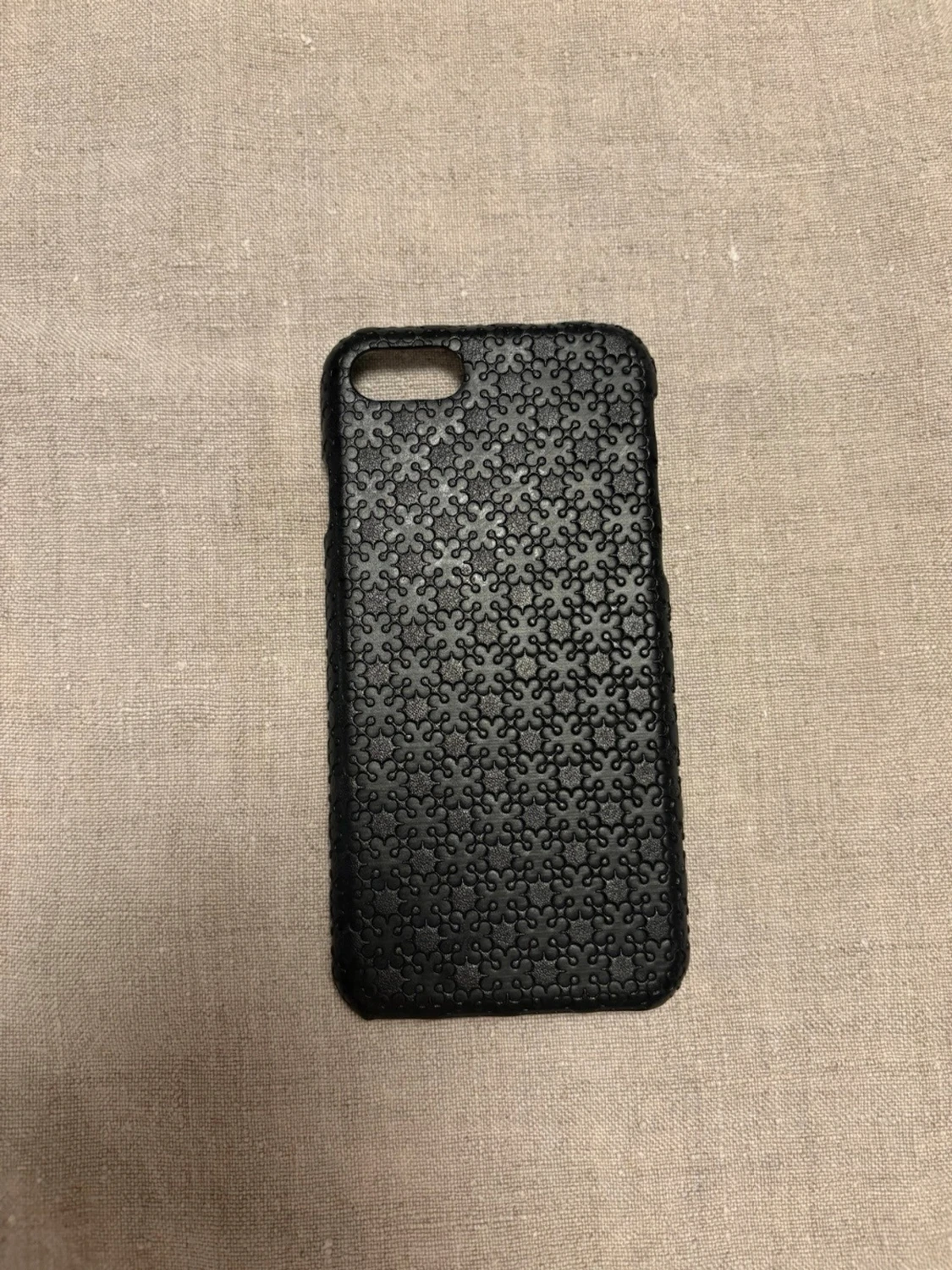 Svart mönstrat mobilskal från Day Et