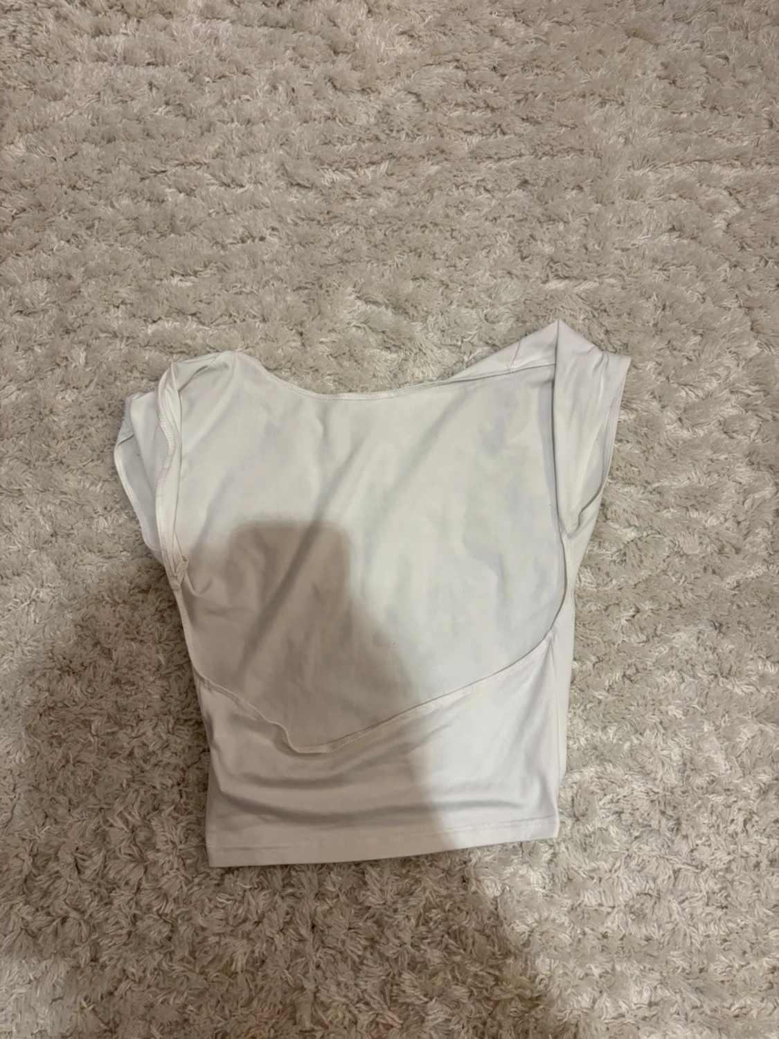 Vit croppad topp med kort ärm - 1