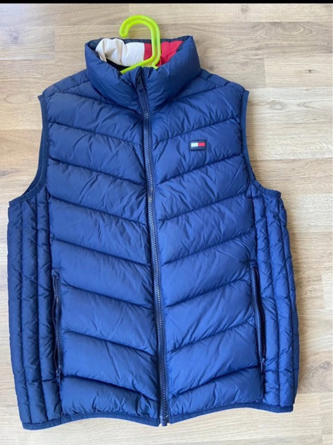 Blå dunväst från Tommy Hilfiger - 1