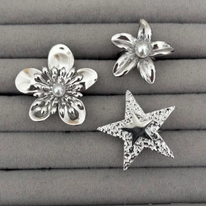 Silvriga ringar i blom- och stjärnform - 3 ringar 