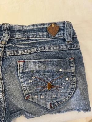 Shorts - Säljer dessa shortsen då dom ej kommer till användning. Jätte snygga och lågmidjade. Passar XS/S.
