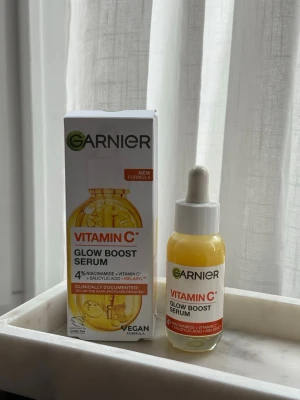 Garner vitamin C serum  - Säljer ett helt nytt serum, oöppnad!
