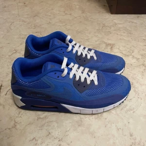 Nike Air Max Blåa - sparsamt använda, storlek 41.