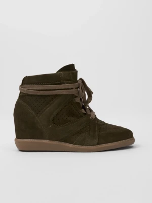 Pavement skor - Superfina skor som liknar isabel marant pavement skorna. De är i storlek 39 men är lite mindre i storleken så passar även 38!💕 första bilden är lånad