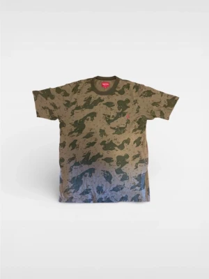Supreme camo T-Shirt - Supreme camo tee i M - väldigt bra skick - fett nice passform - kan skicka fler bilder samt mått 