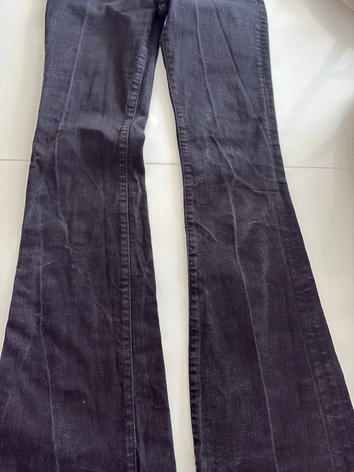 Svarta bootcut jeans bershka
