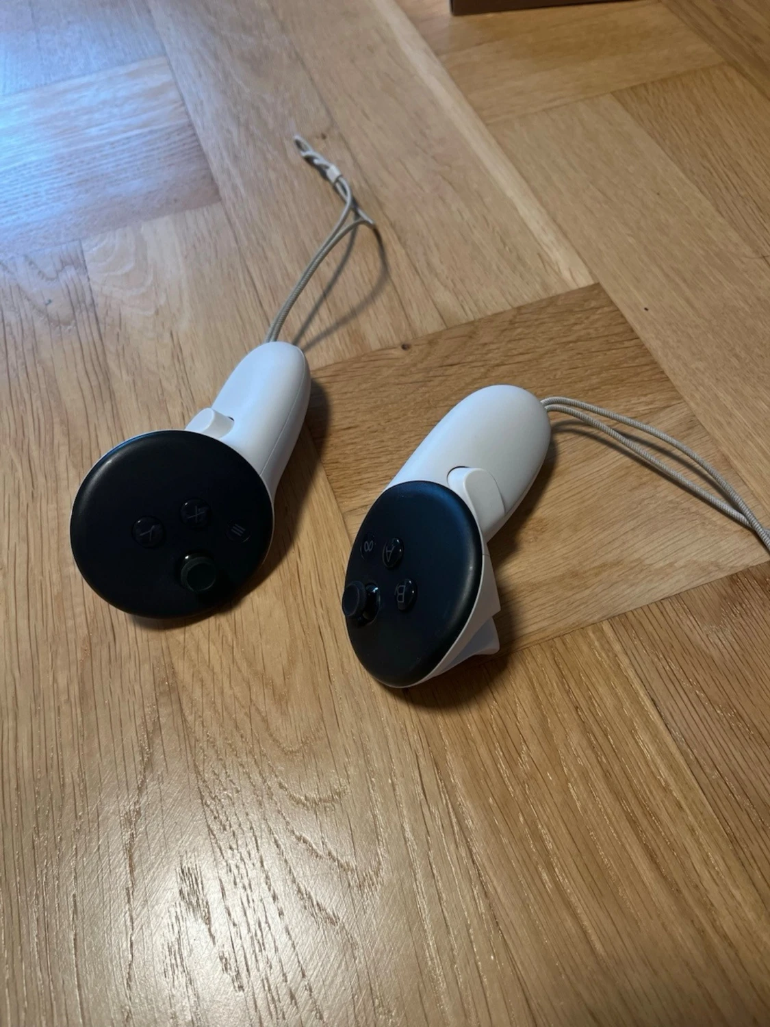 Meta Quest 3S VR-headset med kontroller - 2