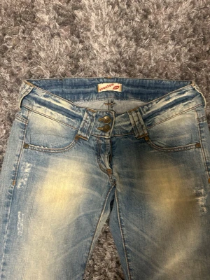 Vintage lowrise Jeans - Lowaiast jätte snygga jeans köpta på vinted!! Skriv för fler mått!! 💗