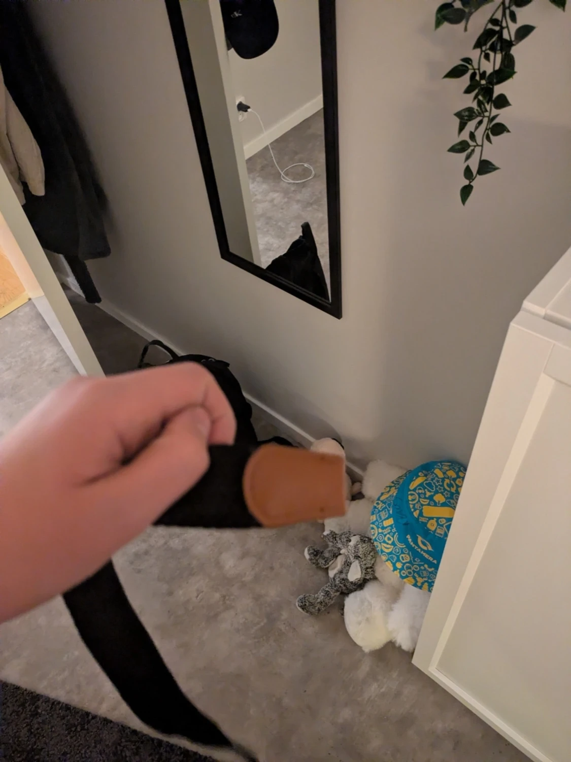 Svart flätat bälte med bruna detaljer - 2