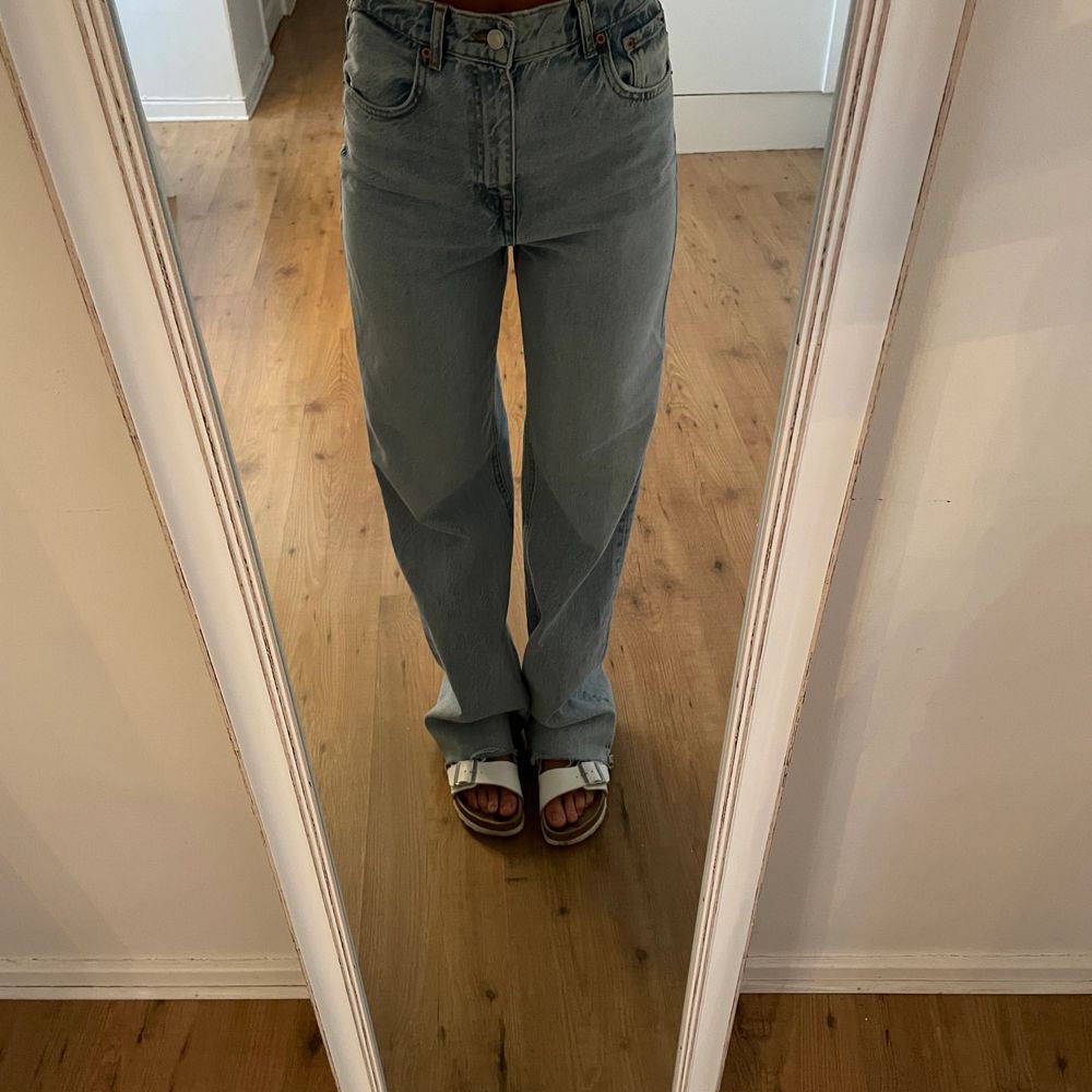 Högmidjade Jeans - Zara | Plick Second Hand